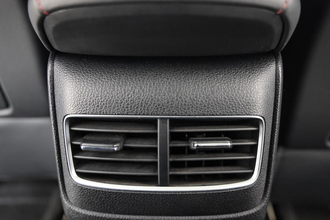 2020 MG HS Essence, Automatic, 52245 km, Rear A/C Vent