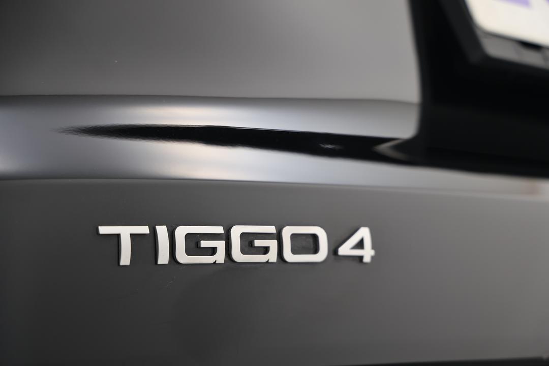 2025 Chery Tiggo 4 Ultimate, Automatic, 9207 km, Badge (Boot Left Side)