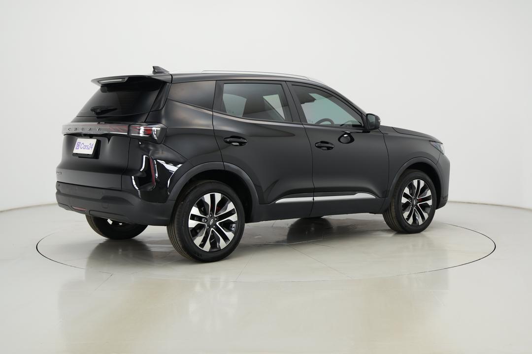 2025 Chery Tiggo 4 Ultimate, Automatic, 9207 km, Right Back Diagonal (45- Degree) View