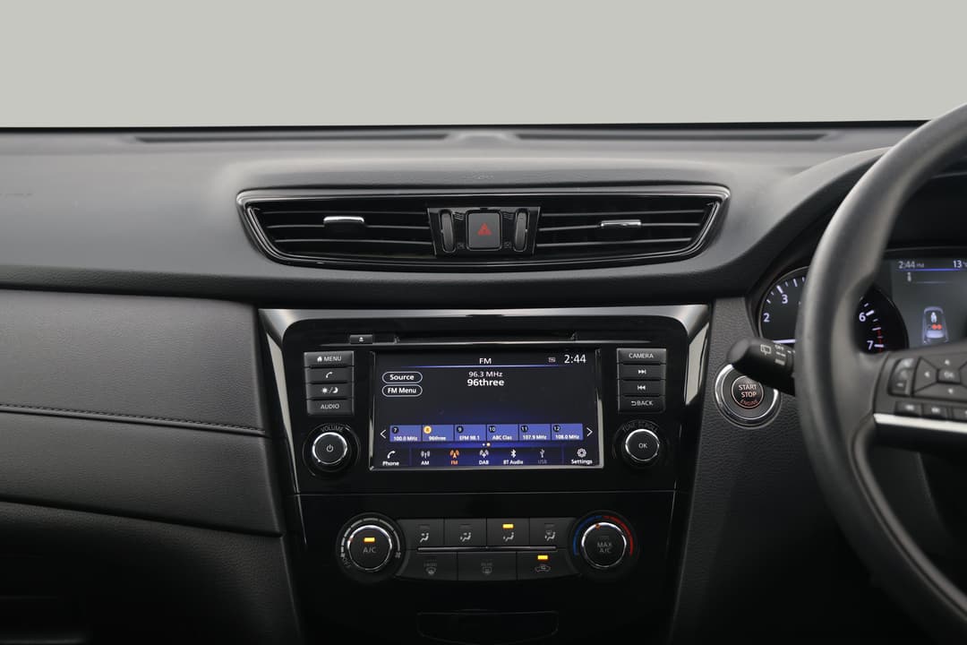2022 Nissan X-trail St 7 Seat (2WD), Automatic, 74105 km, Center Console