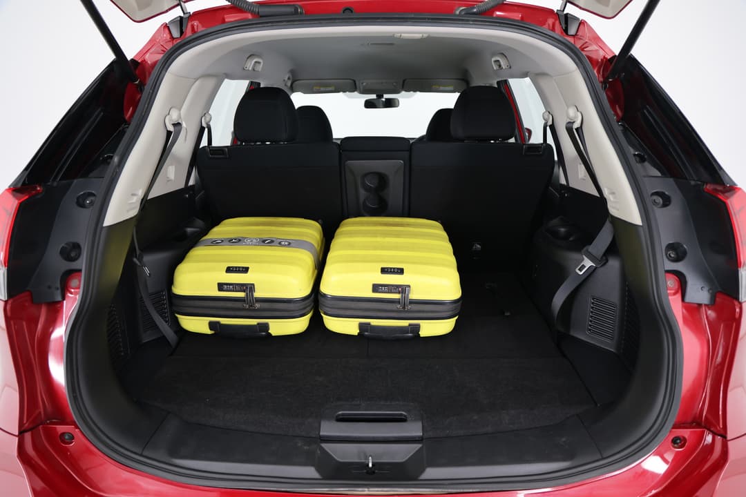 2022 Nissan X-trail St 7 Seat (2WD), Automatic, 74105 km, Boot Inside View with Luggage
