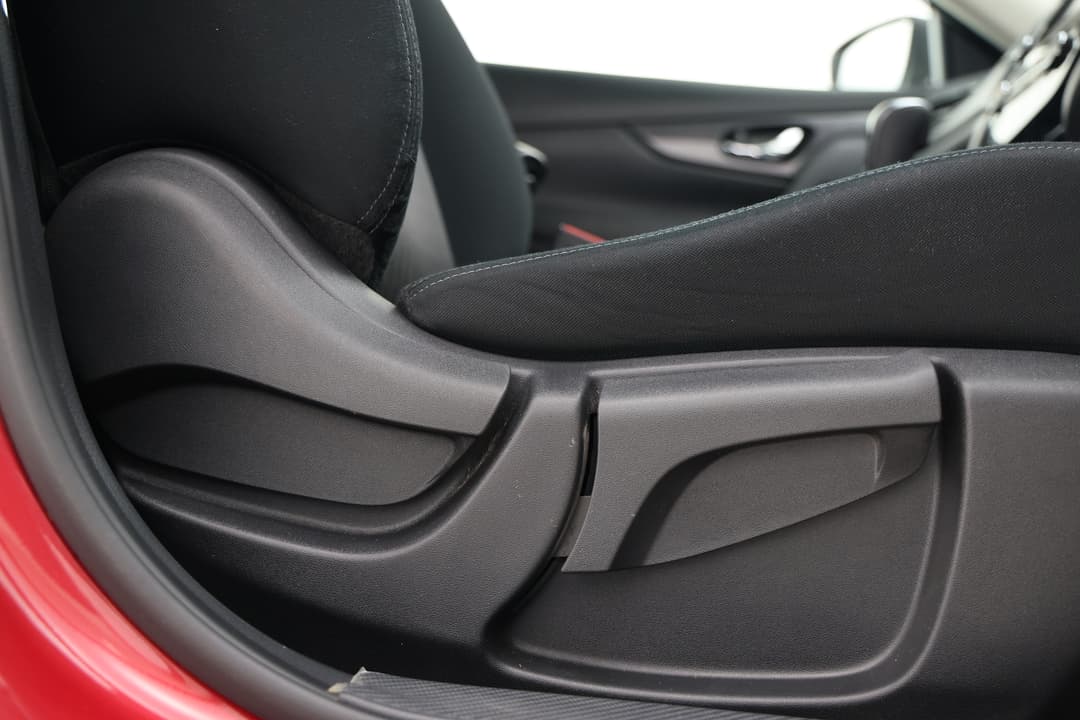 2022 Nissan X-trail St 7 Seat (2WD), Automatic, 74105 km, Drivers Side Adjustment Panel