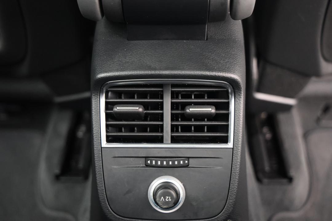 2020 Audi S3 2.0 Tfsi Quattro, Automatic, 48974 km, Rear A/C Vent