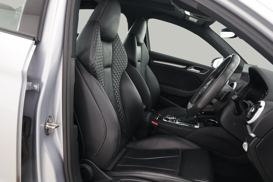 2020 Audi S3 2.0 Tfsi Quattro, Automatic, 48974 km, Right Side Front Door Cabin View