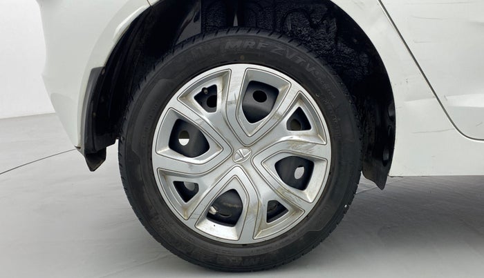 2020 Tata ALTROZ XT 1.2, Petrol, Manual, 53,992 km, Right Rear Wheel
