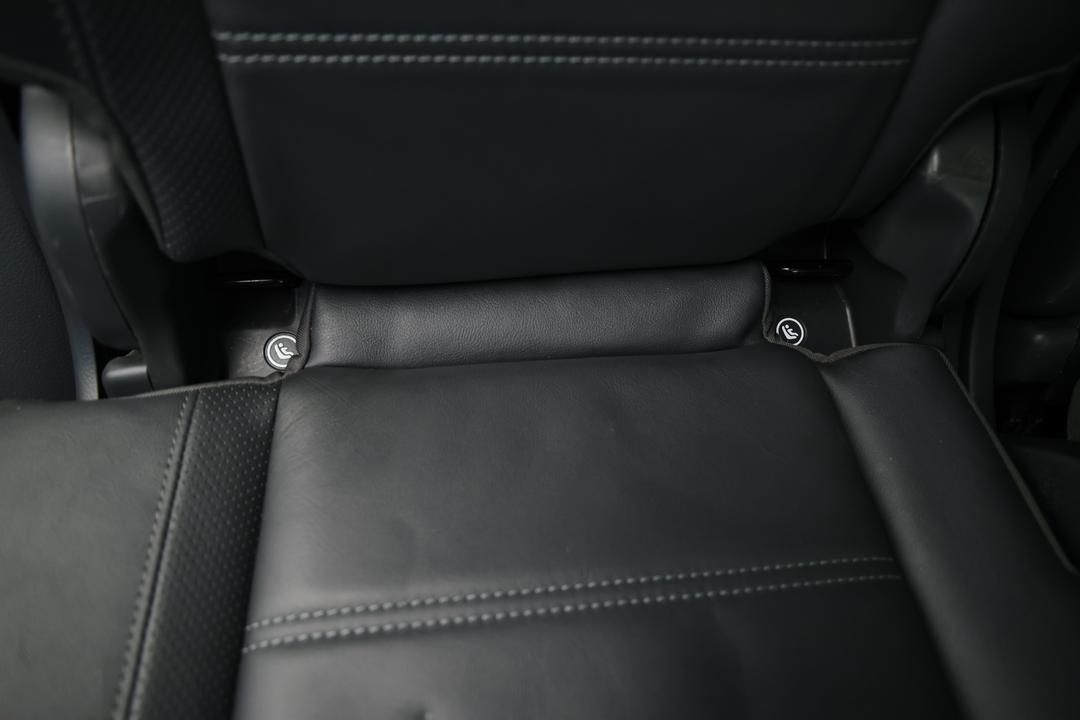 2017 Ford Everest Titanium, Automatic, 142880 km, Child Seat Anchor Points