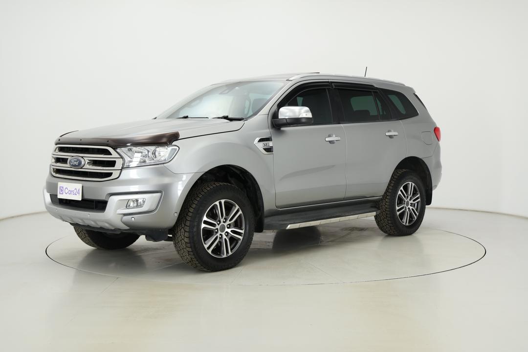 2017 Ford Everest Titanium, Automatic, 142880 km, Left Front Diagonal (45- Degree) View