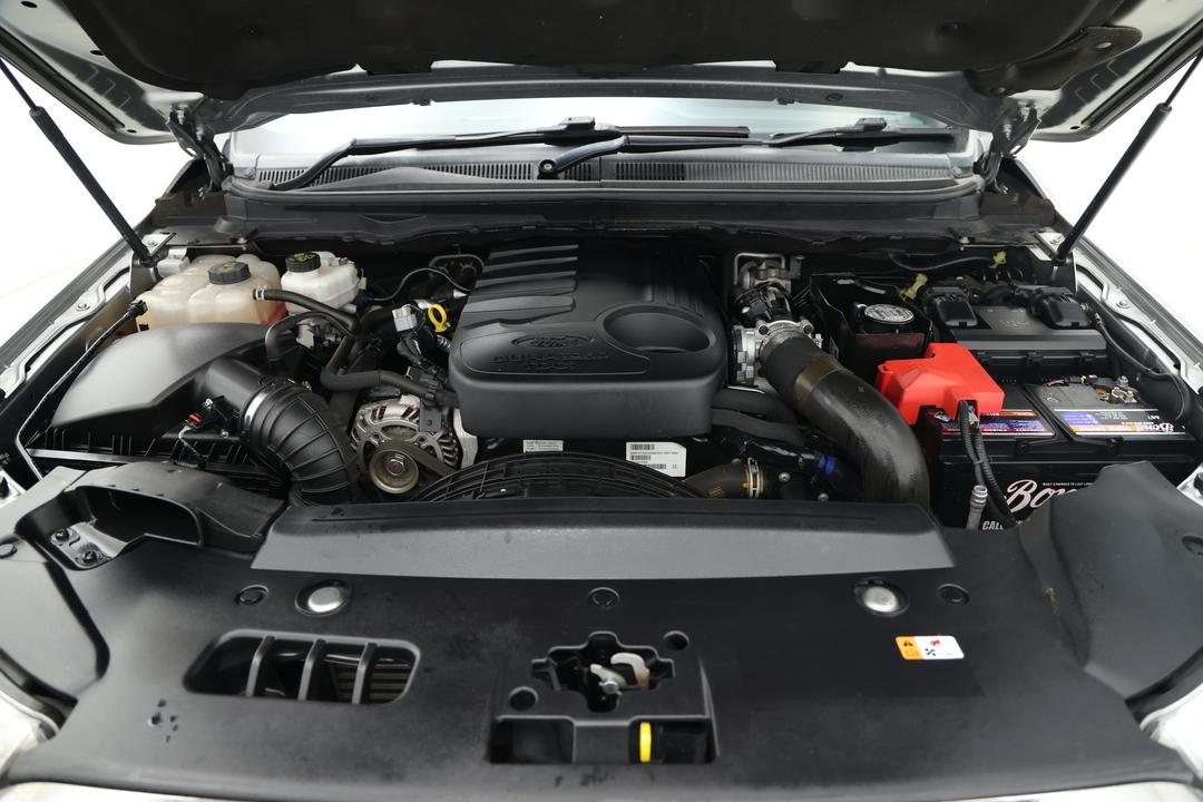 2017 Ford Everest Titanium, Automatic, 142880 km, Open Bonnet (Engine)