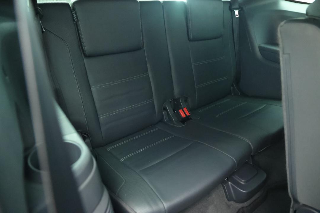 2017 Ford Everest Titanium, Automatic, 142880 km, Third Row Seats