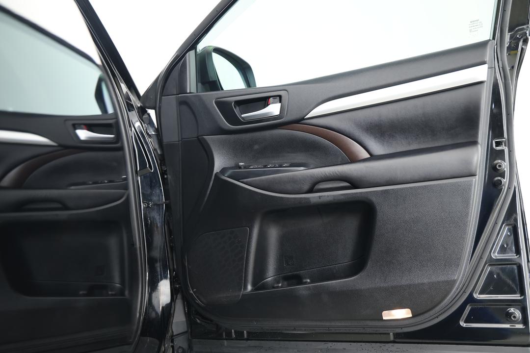 2019 Toyota Kluger Gxl (4x4), Automatic, 86232 km, Speaker View
