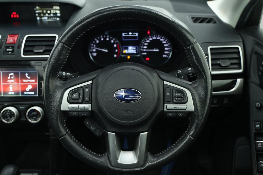 2018 Subaru Forester 2.5i-l, Automatic, 171717 km, Steering Wheel Close-up