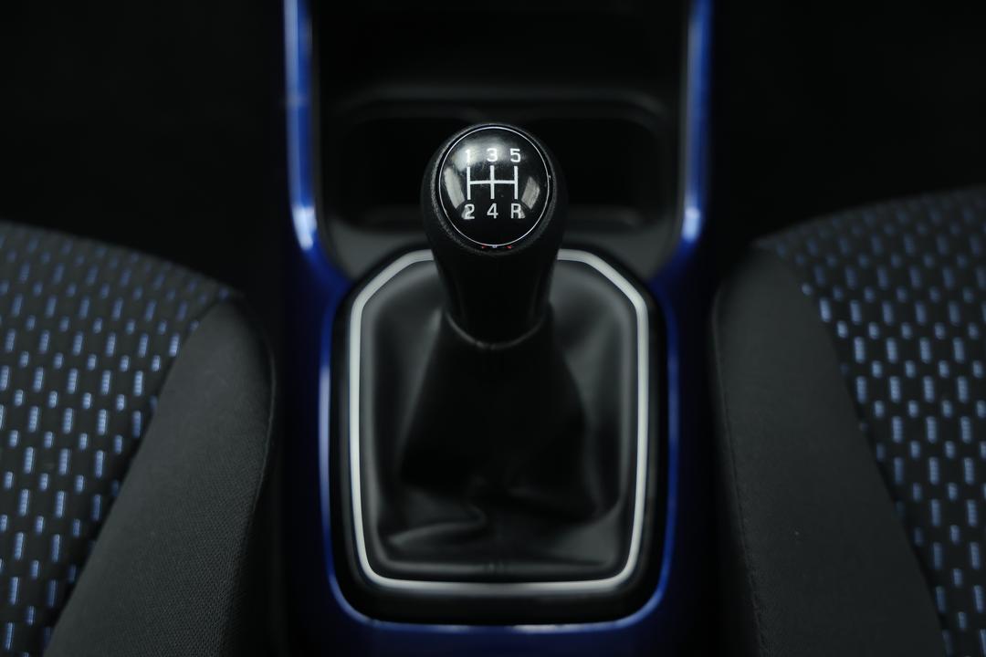 2023 Suzuki Ignis Gl, Manual, 12741 km, Gear Lever 