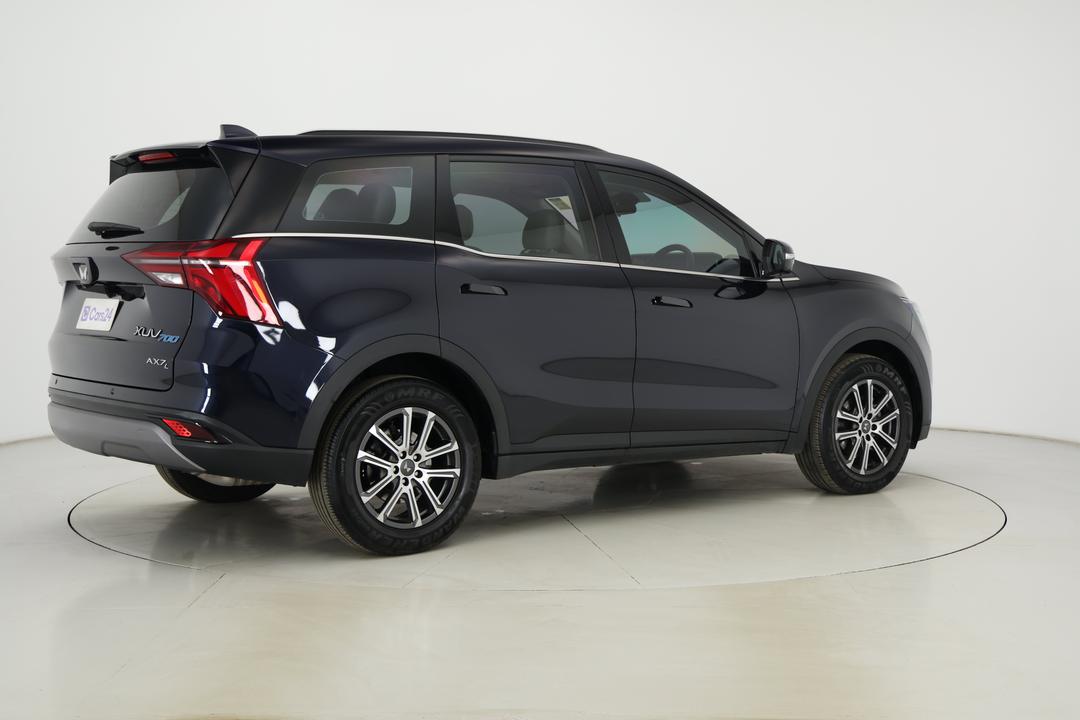 2024 Mahindra Xuv700 Ax7l, Automatic, 24889 km, Right Back Diagonal (45- Degree) View