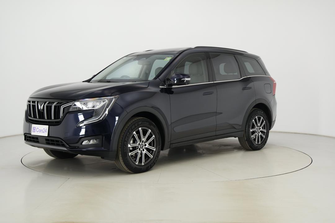 2024 Mahindra Xuv700 Ax7l, Automatic, 24889 km, Left Front Diagonal (45- Degree) View