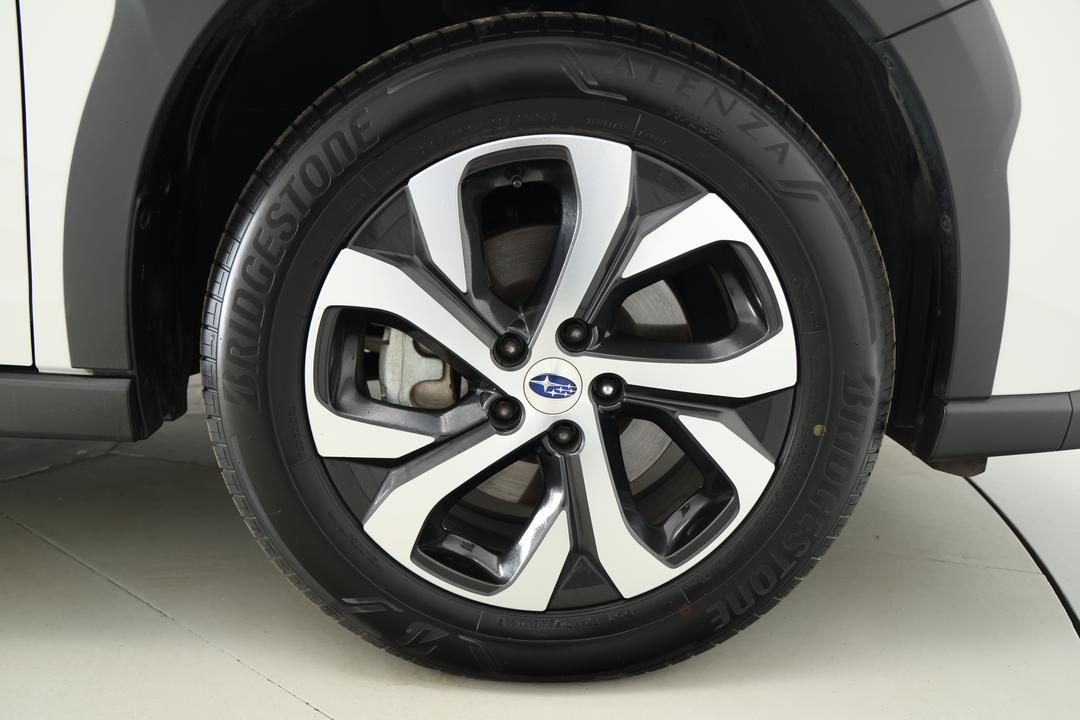 2021 Subaru Outback AWD Touring, Automatic, 56004 km, Right Front Wheel