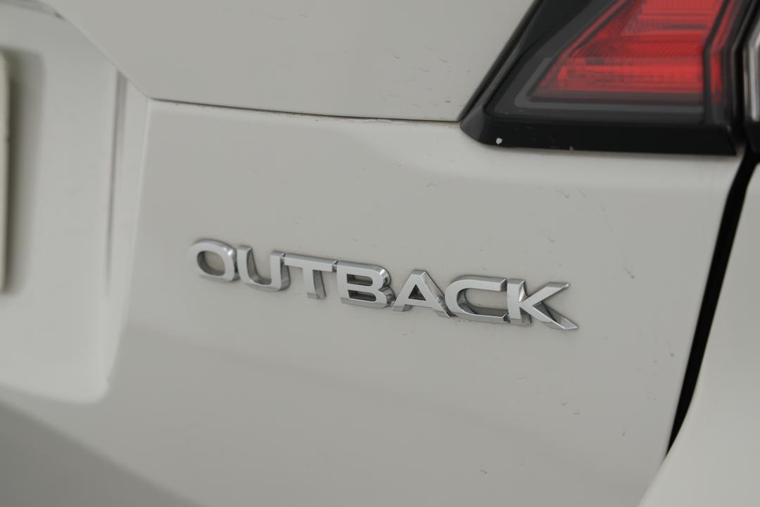 2021 Subaru Outback AWD Touring, Automatic, 56004 km, Badge (Boot Right Side)