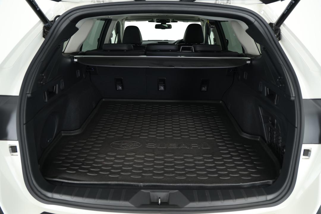 2021 Subaru Outback AWD Touring, Automatic, 56004 km, Boot Inside View