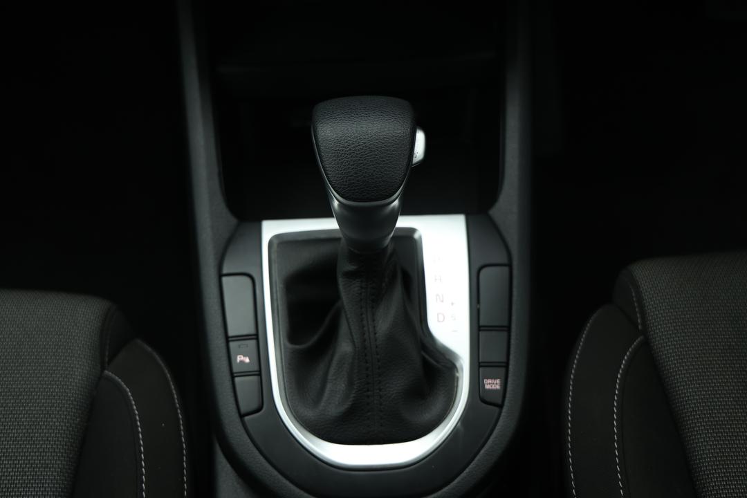 2021 Kia Cerato S, Automatic, 102486 km, Gear Lever 