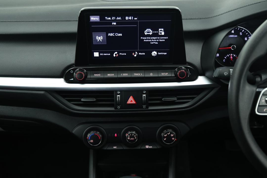 2021 Kia Cerato S, Automatic, 102486 km, Center Console