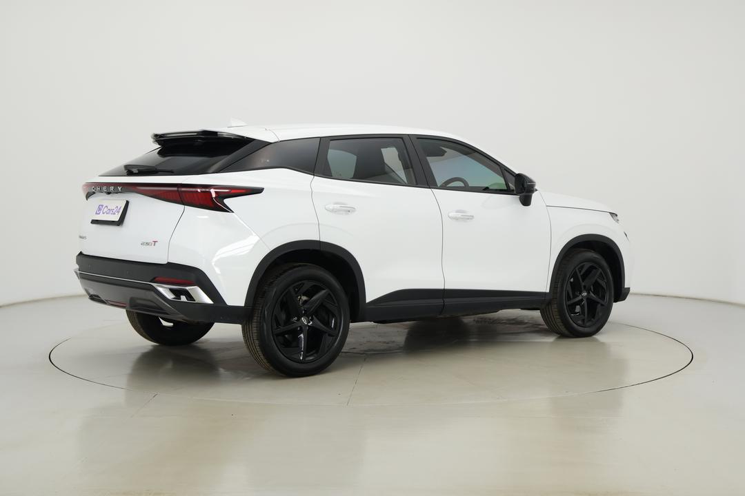 2023 Chery Omoda 5 Bx (basic Version), Automatic, 28771 km, Right Back Diagonal (45- Degree) View