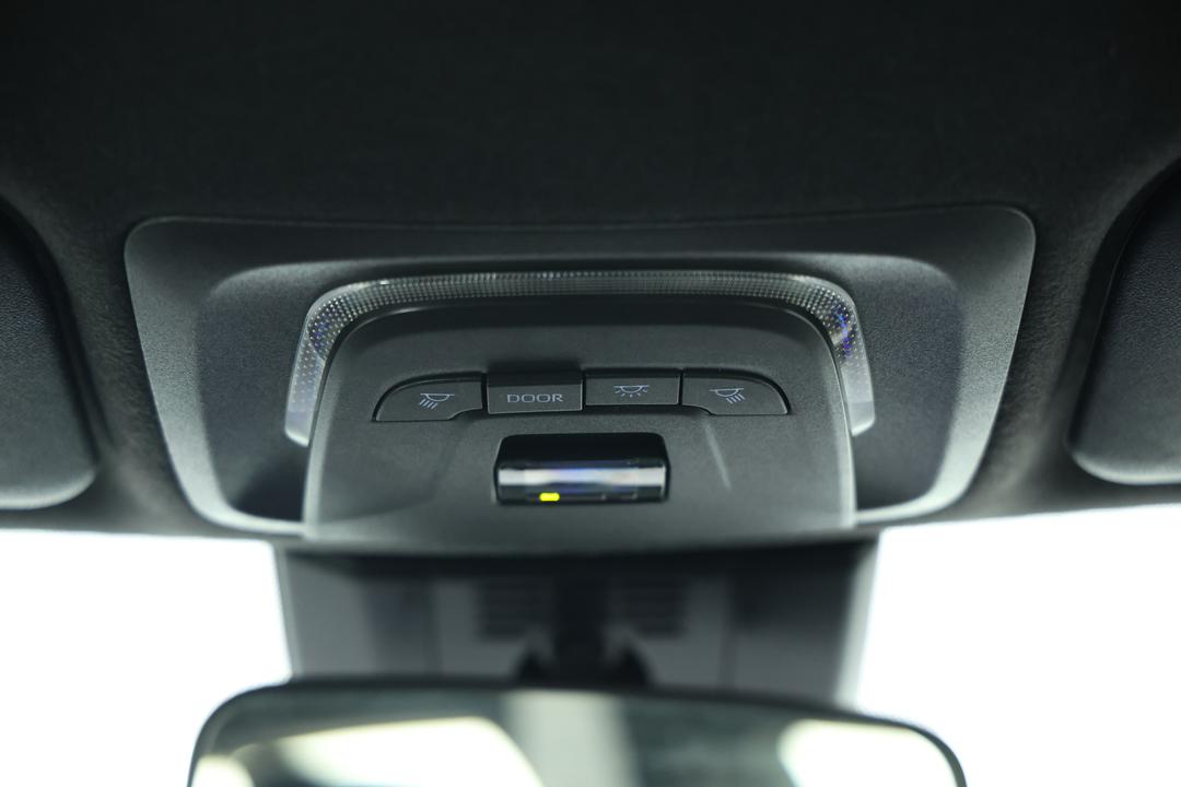 2025 Toyota Corolla Ascent Sport Hybrid, Automatic, 25679 km, On-Roof Controls/Sunglass holder
