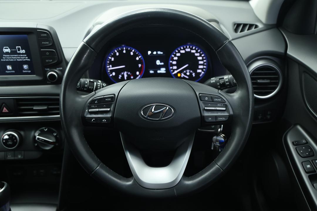 2017 Hyundai Kona Active (FWD), Automatic, 80462 km, Steering Wheel Close-up