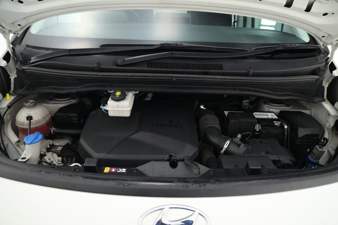 2022 Hyundai Staria Load 2s 2.2d Twin Swing, Automatic, 47056 km, Open Bonnet (Engine)