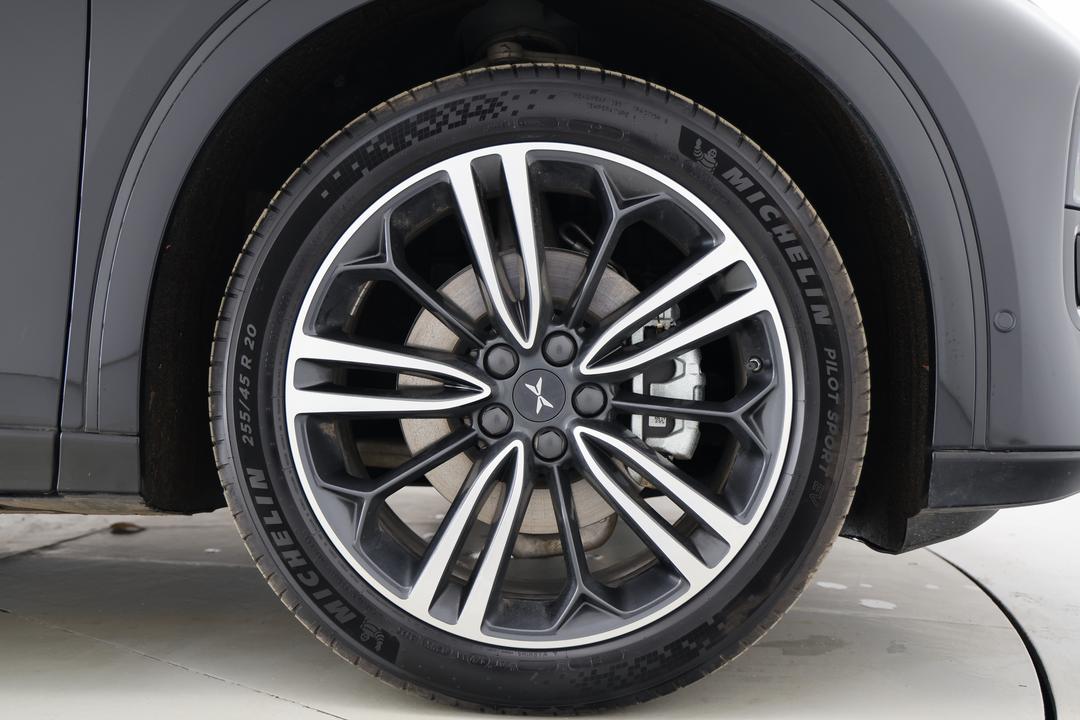 2025 Xpeng G6 Standard, Automatic, 20265 km, Right Front Wheel