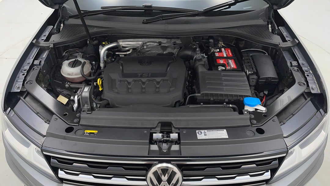 Open Bonnet (Engine)