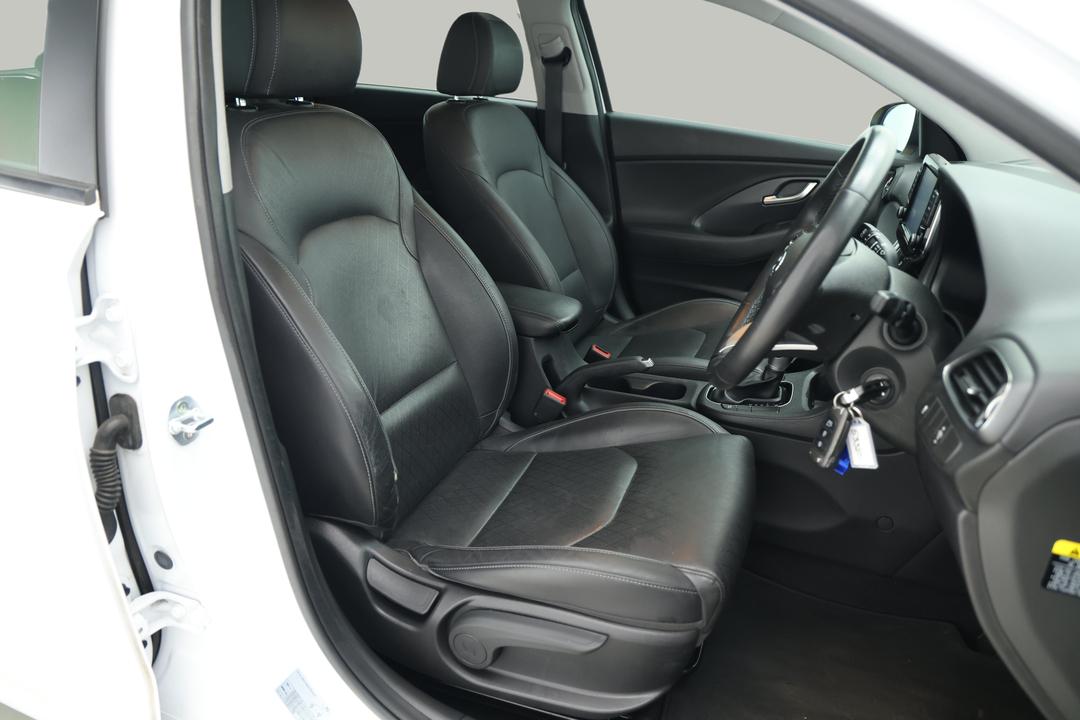 2018 Hyundai i30 Trophy Limited Edition, Automatic, 80060 km, Right Side Front Door Cabin View