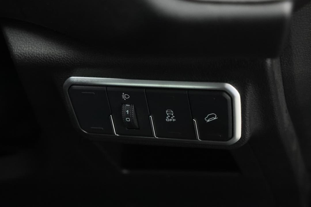 2024 GWM Haval H6 Lux, Automatic, 26494 km, Utility Switches/Buttons