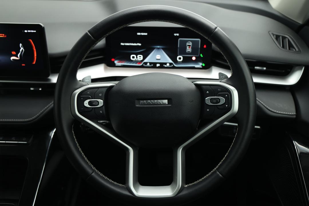 2024 GWM Haval H6 Lux, Automatic, 26494 km, Steering Wheel Close-up