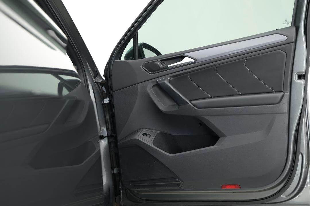 2019 Volkswagen Tiguan 132 Tsi R-line Edition, Automatic, 89367 km, Speaker View