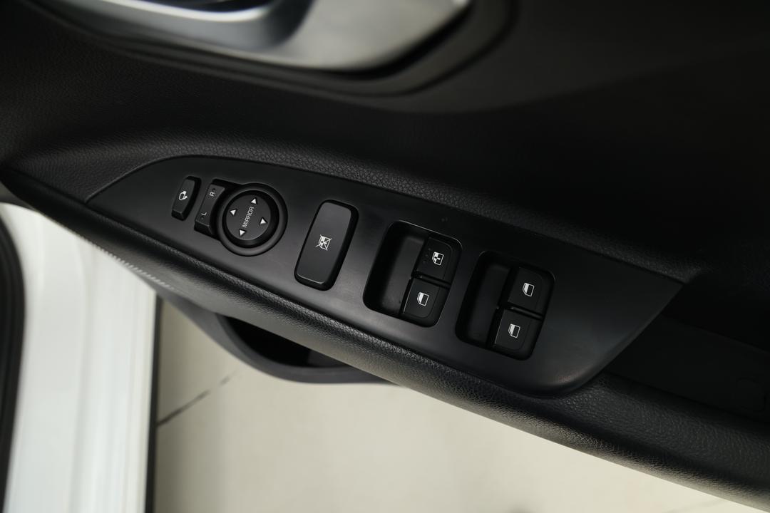 2019 Kia Rio Gt-line, Automatic, 92116 km, Drivers Side Door Panel Controls