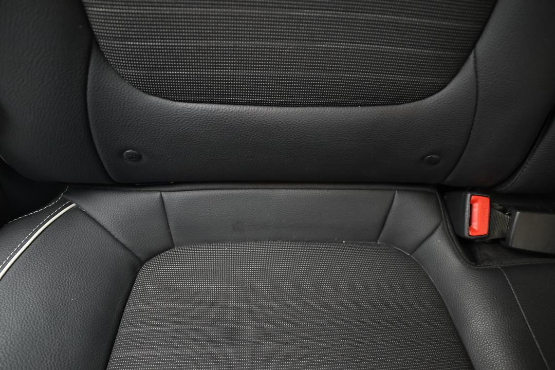 2019 Kia Rio Gt-line, Automatic, 92116 km, Child Seat Anchor Points