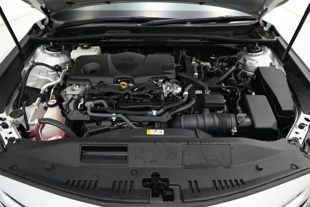 2020 Toyota Camry Sl Hybrid, Automatic, 61444 km, Open Bonnet (Engine)