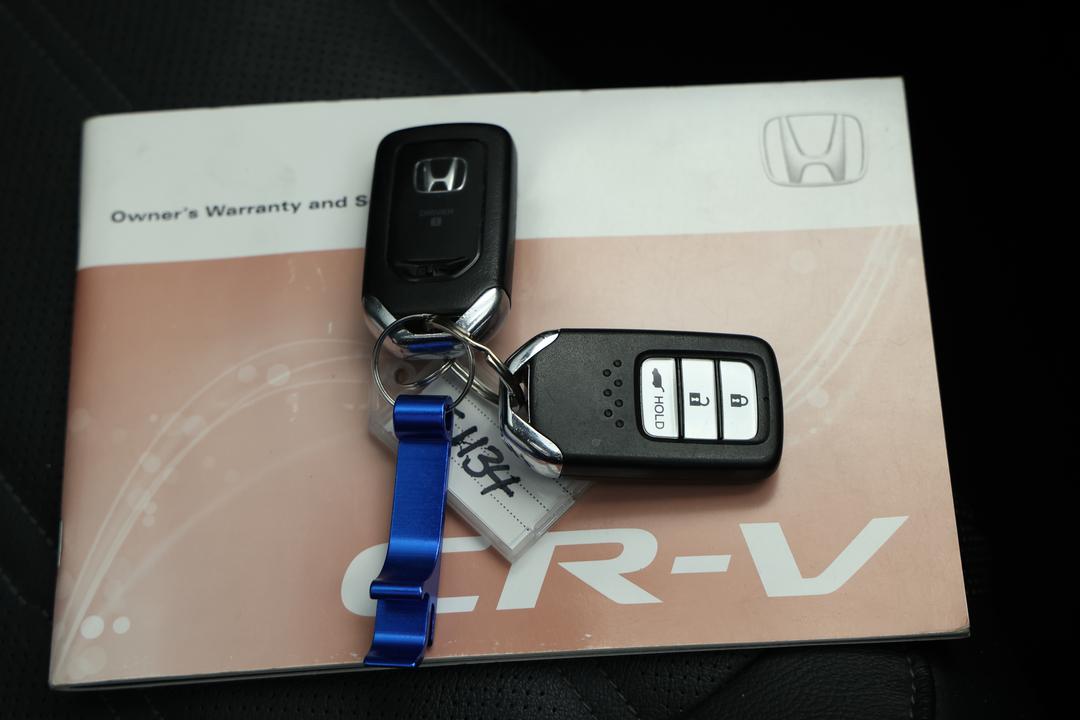 2018 Honda CR-V Vti-lx (AWD), Automatic, 147049 km, Key Close-up