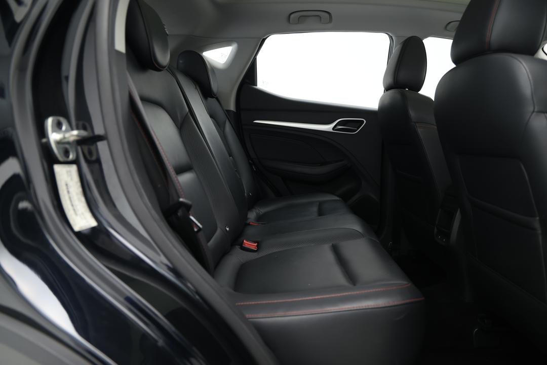 2021 MG Zst Essence, Automatic, 87632 km, Right Side Rear Door Cabin View