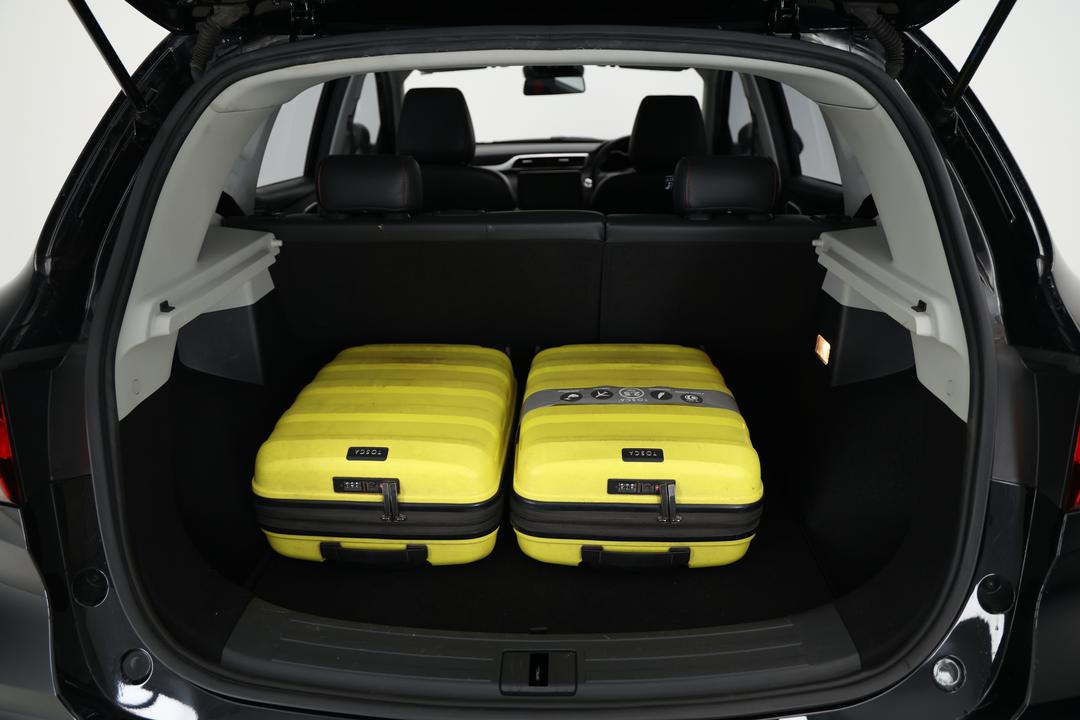 2021 MG Zst Essence, Automatic, 87632 km, Boot Inside View with Luggage