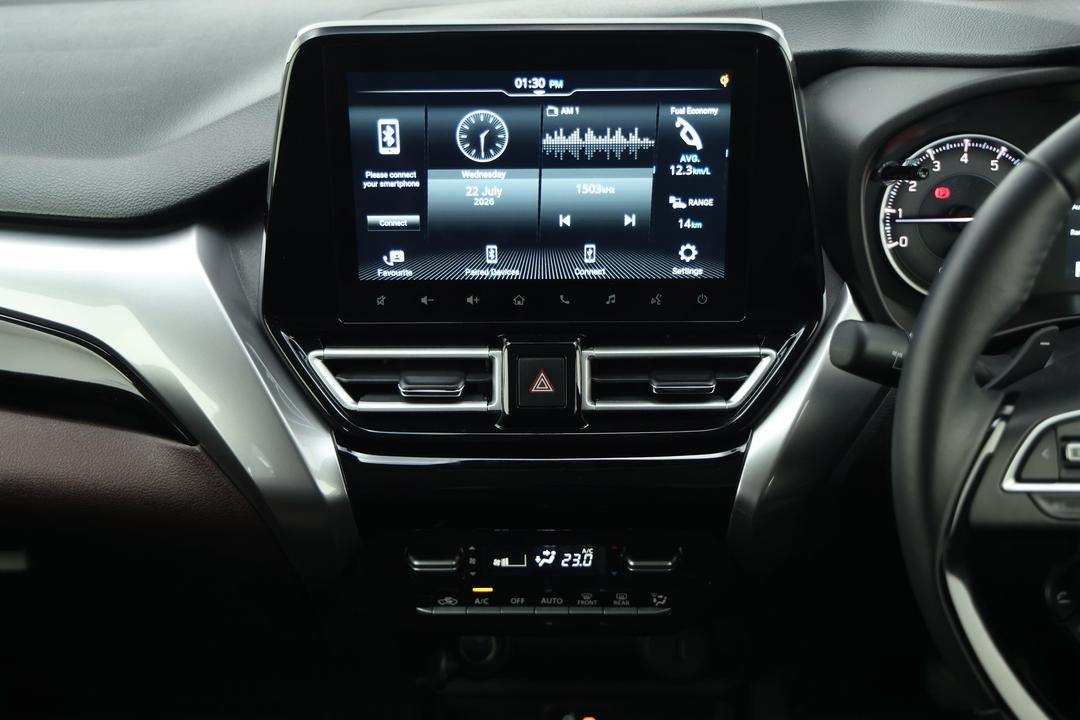2025 Suzuki Fronx Hybrid Glx, Automatic, 4517 km, Center Console