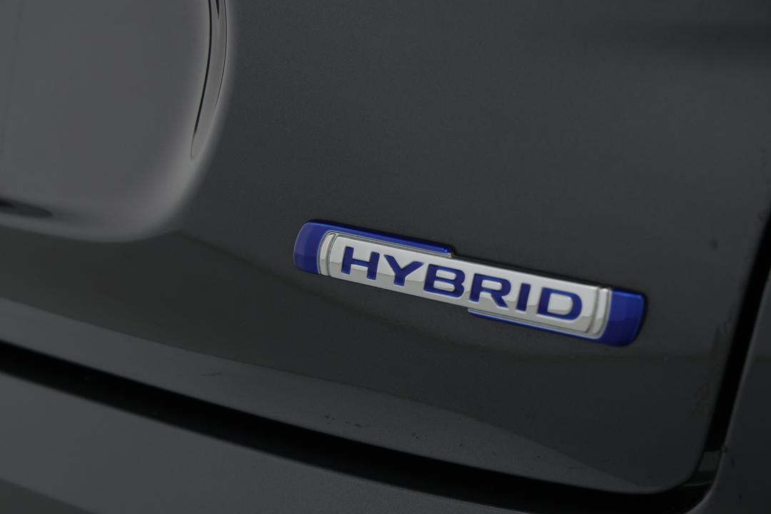 2025 Suzuki Fronx Hybrid Glx, Automatic, 4517 km, Badge (Boot Right Side)
