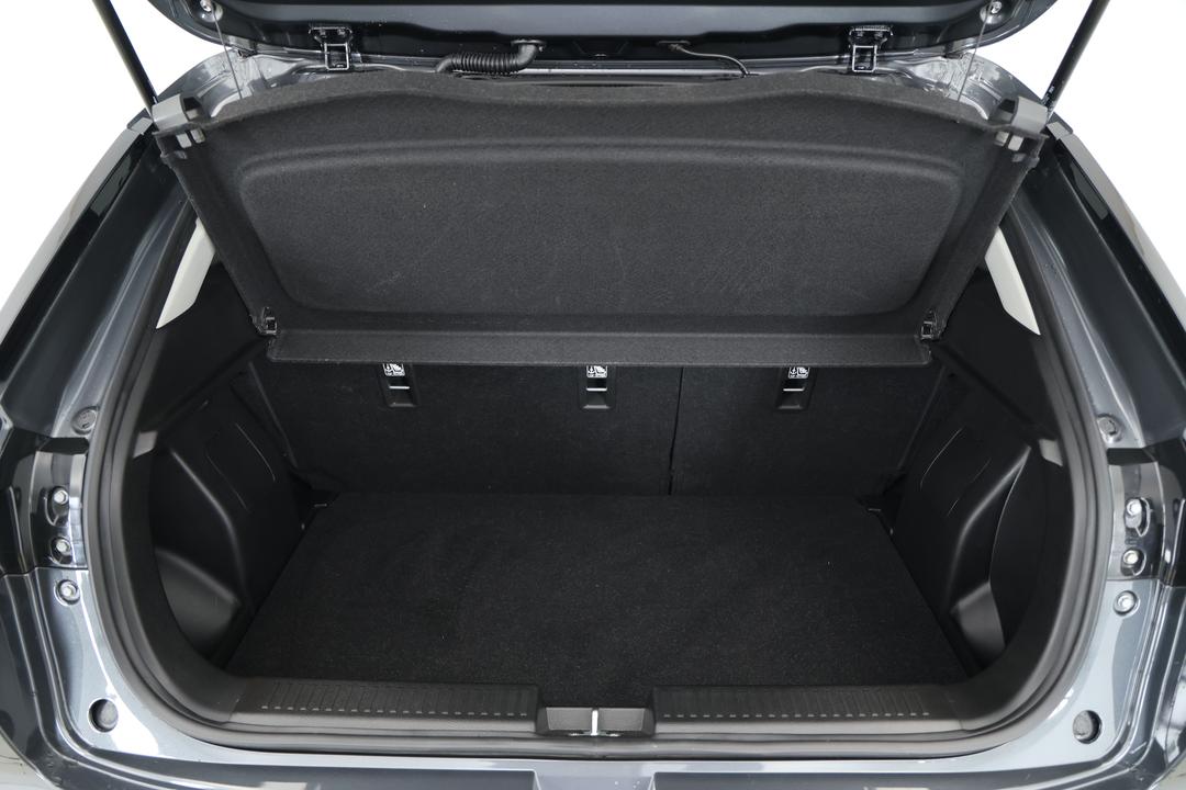 2025 Suzuki Fronx Hybrid Glx, Automatic, 4517 km, Boot Inside View