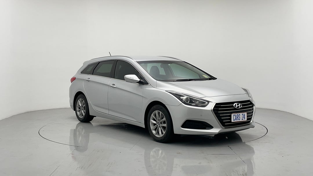 Right Front Diagonal (45- Degree) View