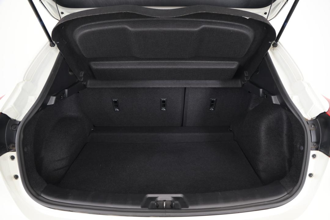 2018 Nissan Qashqai St, Automatic, 105696 km, Boot Inside View