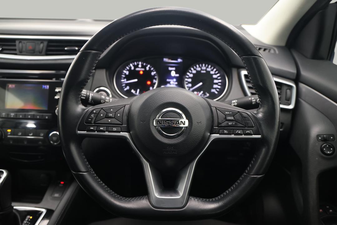 2018 Nissan Qashqai St, Automatic, 105696 km, Steering Wheel Close-up