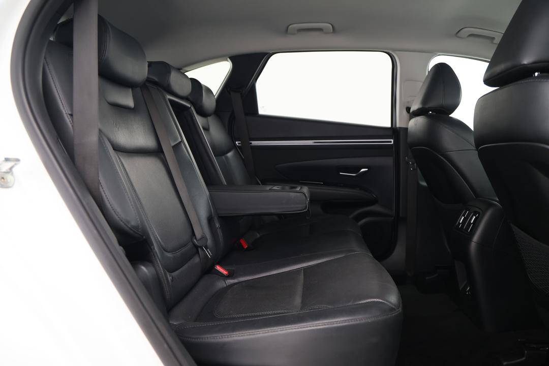 2022 Hyundai Tucson Elite (AWD), Automatic, 83111 km, Right Side Rear Door Cabin View