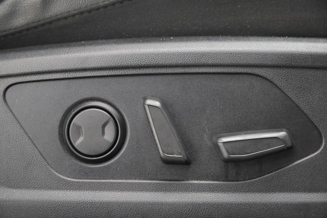 2022 Hyundai Tucson Elite (AWD), Automatic, 83111 km, Drivers Side Adjustment Panel