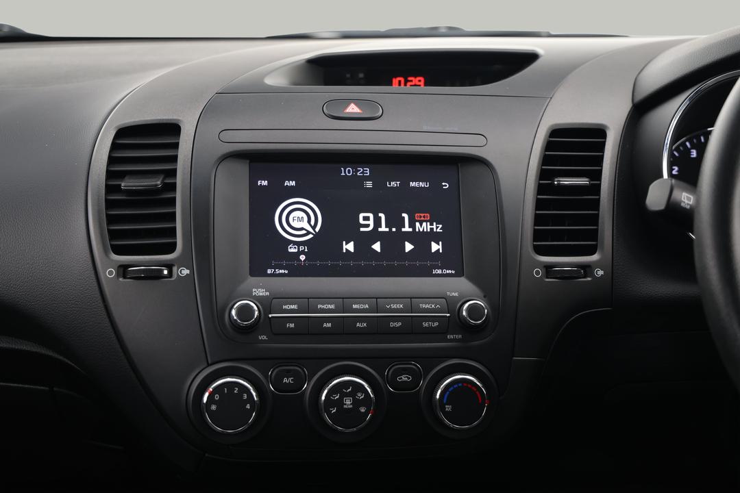 2018 Kia Cerato S, Automatic, 54310 km, Center Console