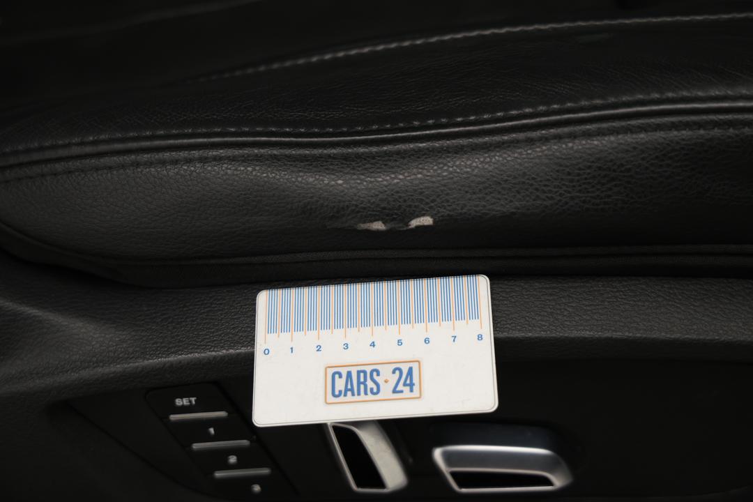 2021 Haval H9 Ultra, Automatic, 91929 km, Seats Front RHS Tear