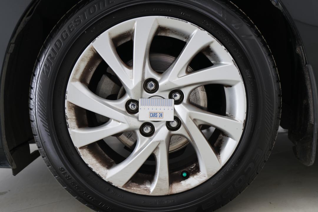 2018 Toyota Corolla Ascent Sport, Automatic, 145211 km, Wheels Rim Rear LHS Gutter Rash
